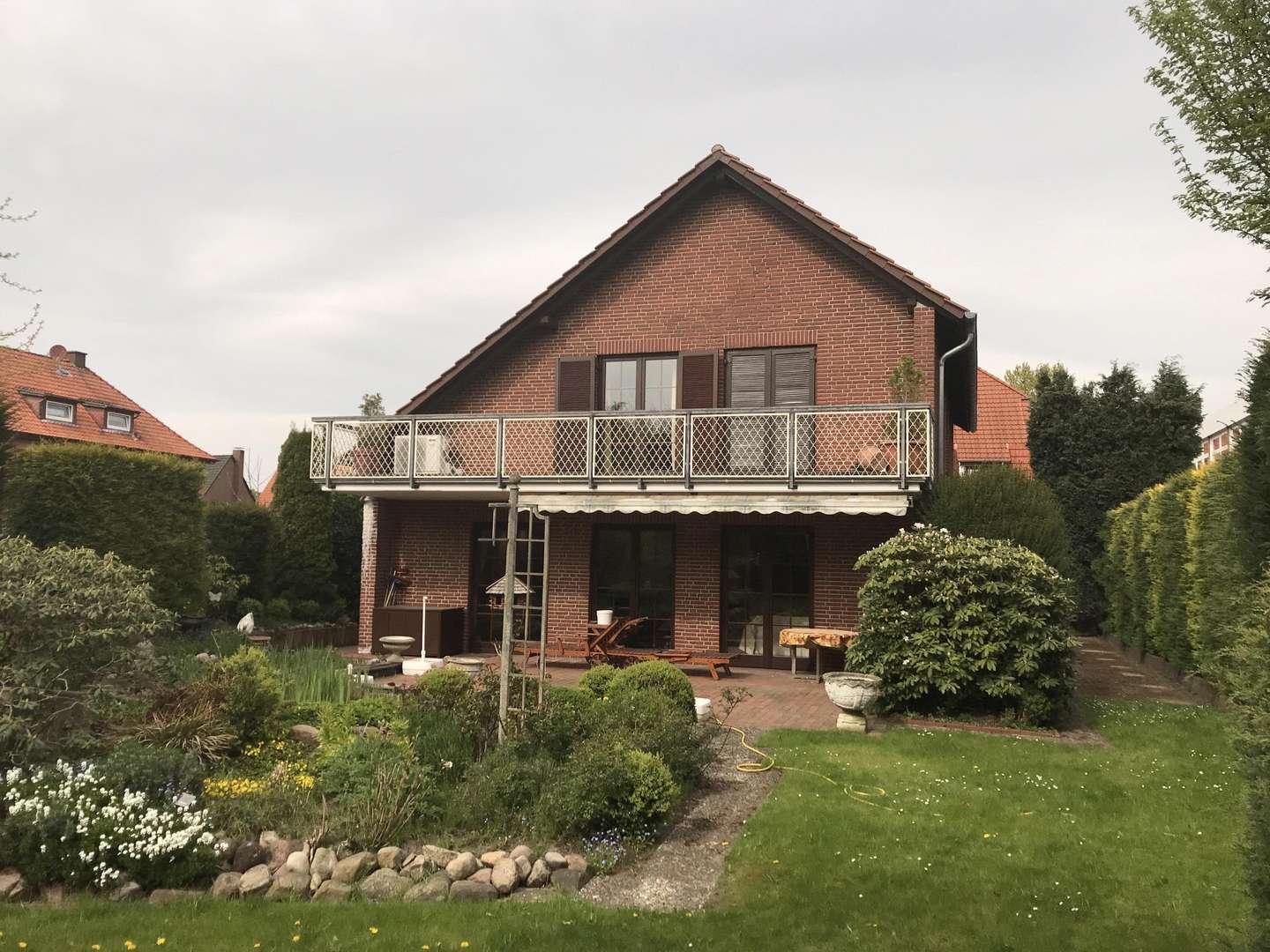 Titel - Einfamilienhaus in 31582 Nienburg mit 262m² günstig kaufen