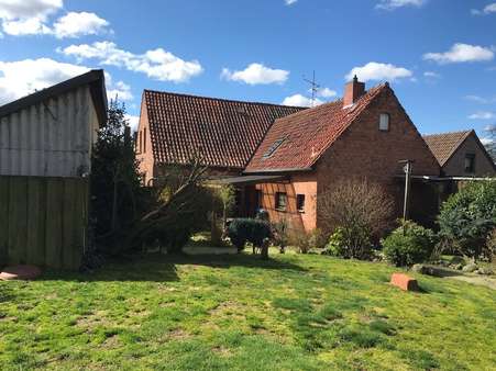 Ansicht aus dem Garten heraus - Einfamilienhaus in 31582 Nienburg mit 150m² günstig kaufen