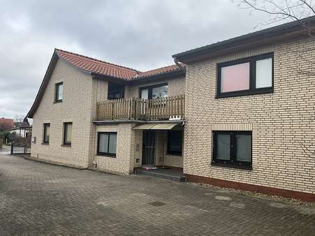 Außenansicht - Doppelhaushälfte in 31582 Nienburg mit 161m² kaufen