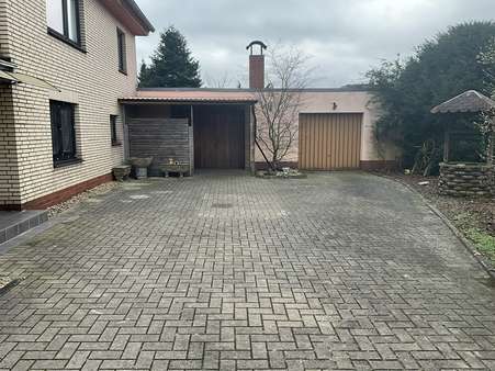 Garage und Nebengebäude - Doppelhaushälfte in 31582 Nienburg mit 161m² kaufen