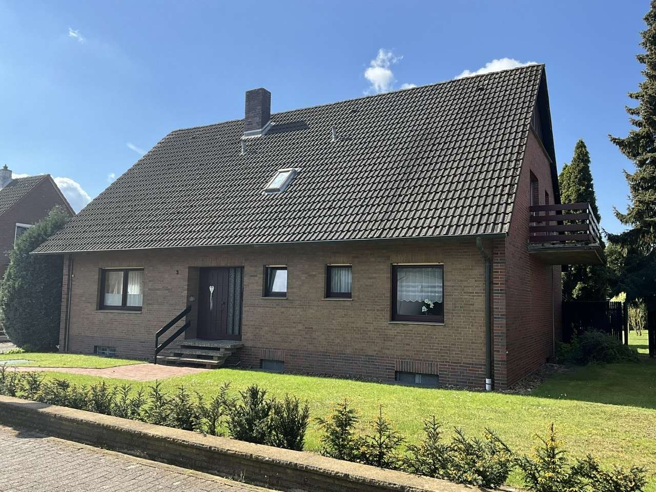 Außenansicht - Einfamilienhaus in 31582 Nienburg mit 197m² kaufen