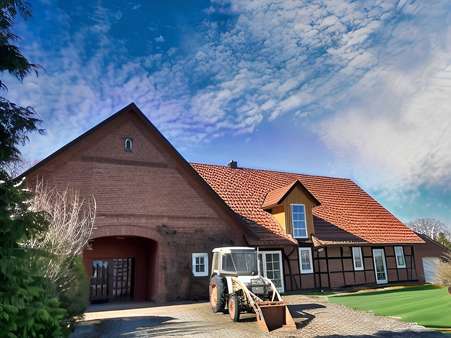 Resthof in 31604 Raddestorf mit 280m² kaufen