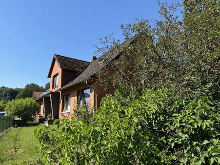 Seitenansicht - Einfamilienhaus in 29456 Hitzacker mit 220m² kaufen