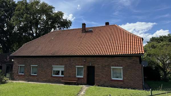 Seitenansicht - Resthof in 29472 Damnatz mit 160m² kaufen