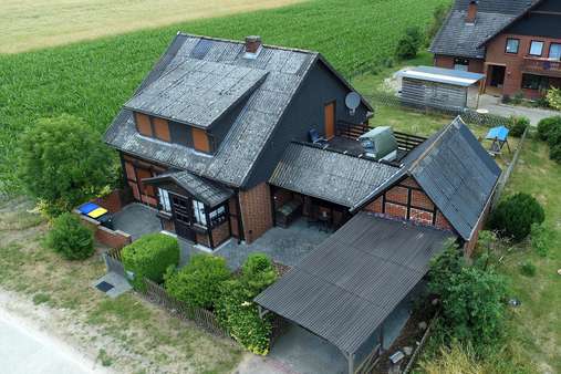 Luftbild von der Seite - Einfamilienhaus in 29493 Schnackenburg mit 130m² kaufen