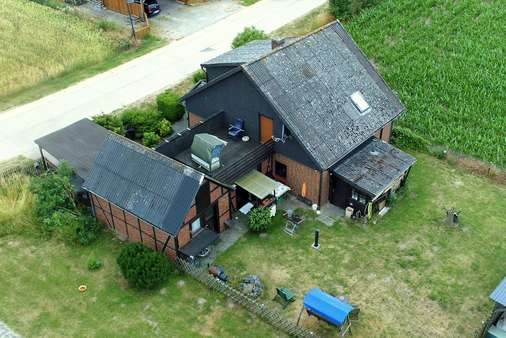 Luftbild zum Garten - Einfamilienhaus in 29493 Schnackenburg mit 130m² kaufen