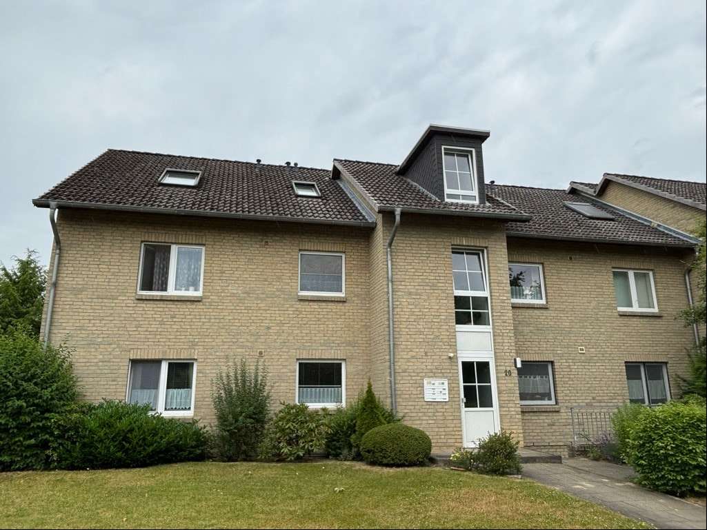 Frontansicht Frontansicht - Etagenwohnung in 29549 Bad Bevensen mit 83m² als Kapitalanlage kaufen