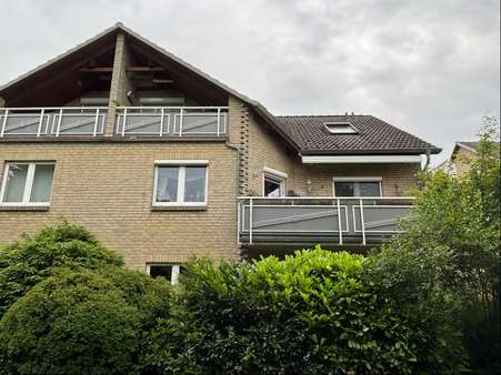 Rückansicht Rückansicht - Etagenwohnung in 29549 Bad Bevensen mit 83m² als Kapitalanlage kaufen