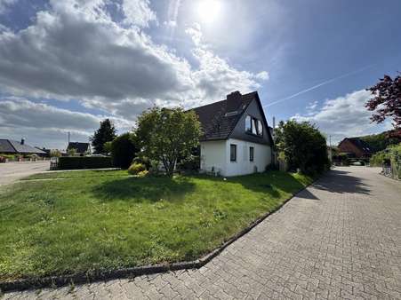 Seitenansicht Seitenansicht - Einfamilienhaus in 29451 Dannenberg mit 149m² kaufen