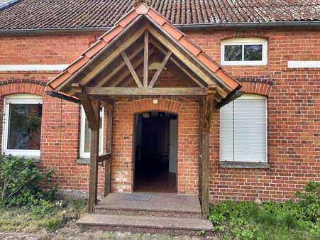 Hauseingang - Resthof in 29485 Lemgow mit 110m² kaufen