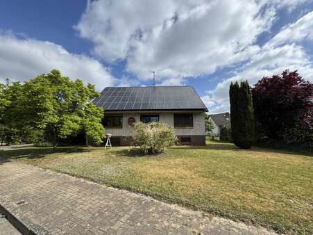 Ansicht von der Straße Ansicht von der Straße - Einfamilienhaus in 29451 Dannenberg mit 144m² kaufen