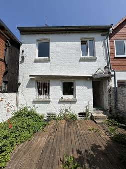 Blick vom Garten Blick vom Garten - Reihenendhaus in 29525 Uelzen mit 80m² kaufen