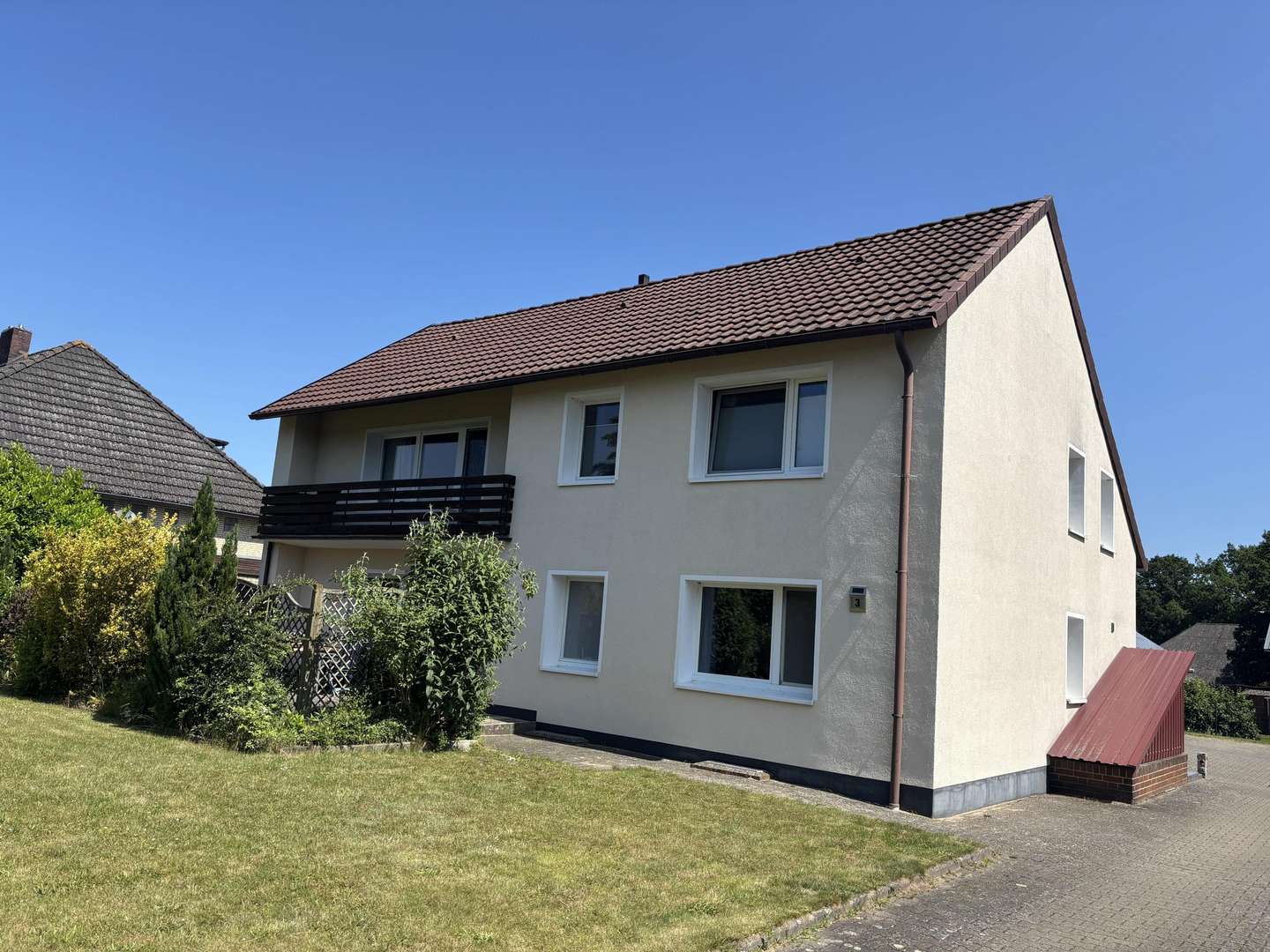 Vorderansicht - Zweifamilienhaus in 29439 Lüchow mit 210m² kaufen