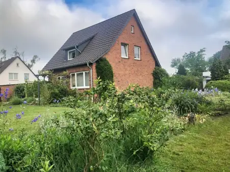 Ihr neues Zuhause auf dem Land- Zweifamilienhaus in Rätzlingen zu verkaufen!