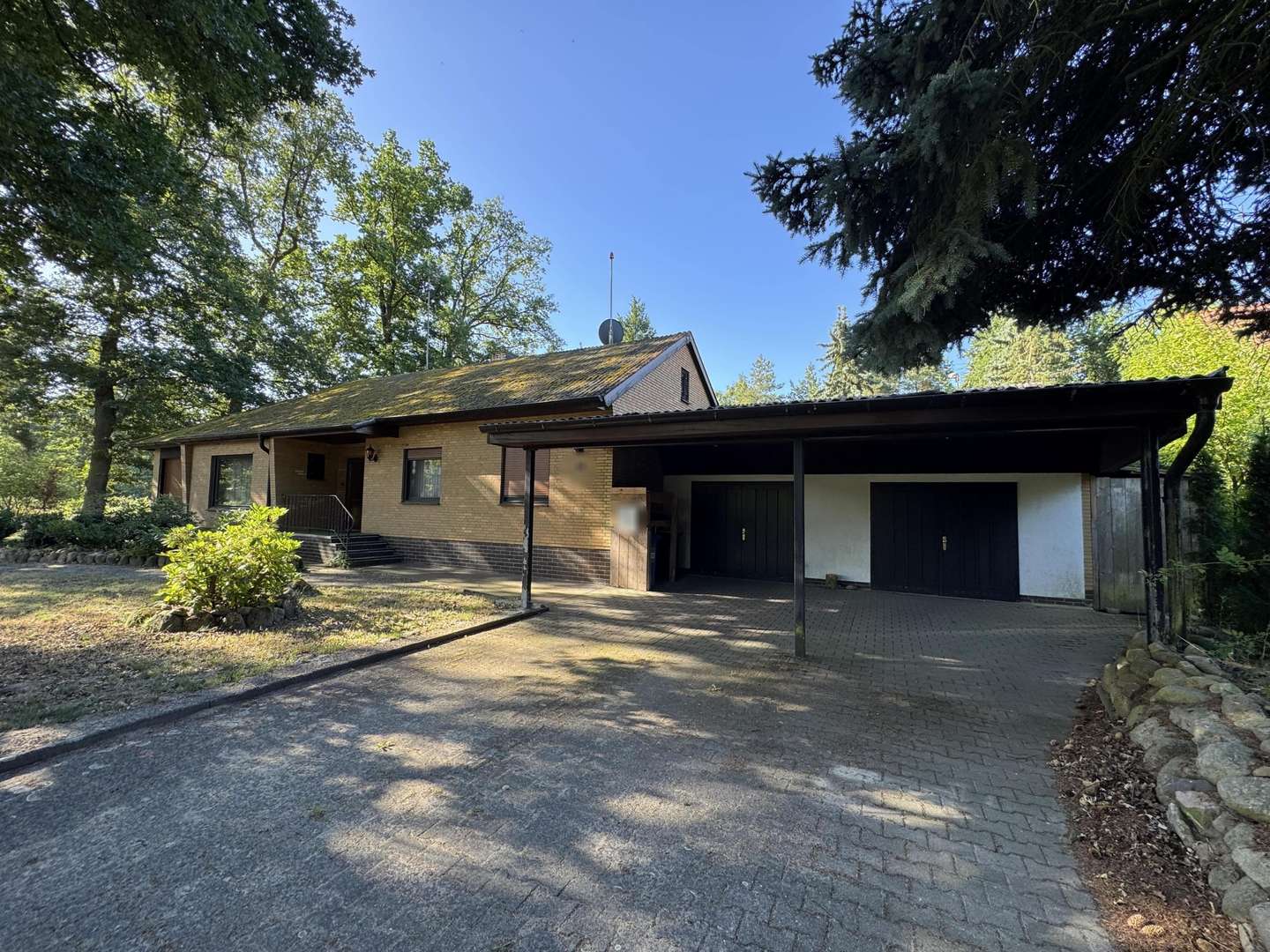 Ansicht von der Auffahrt - Einfamilienhaus in 29493 Schnackenburg mit 153m² kaufen