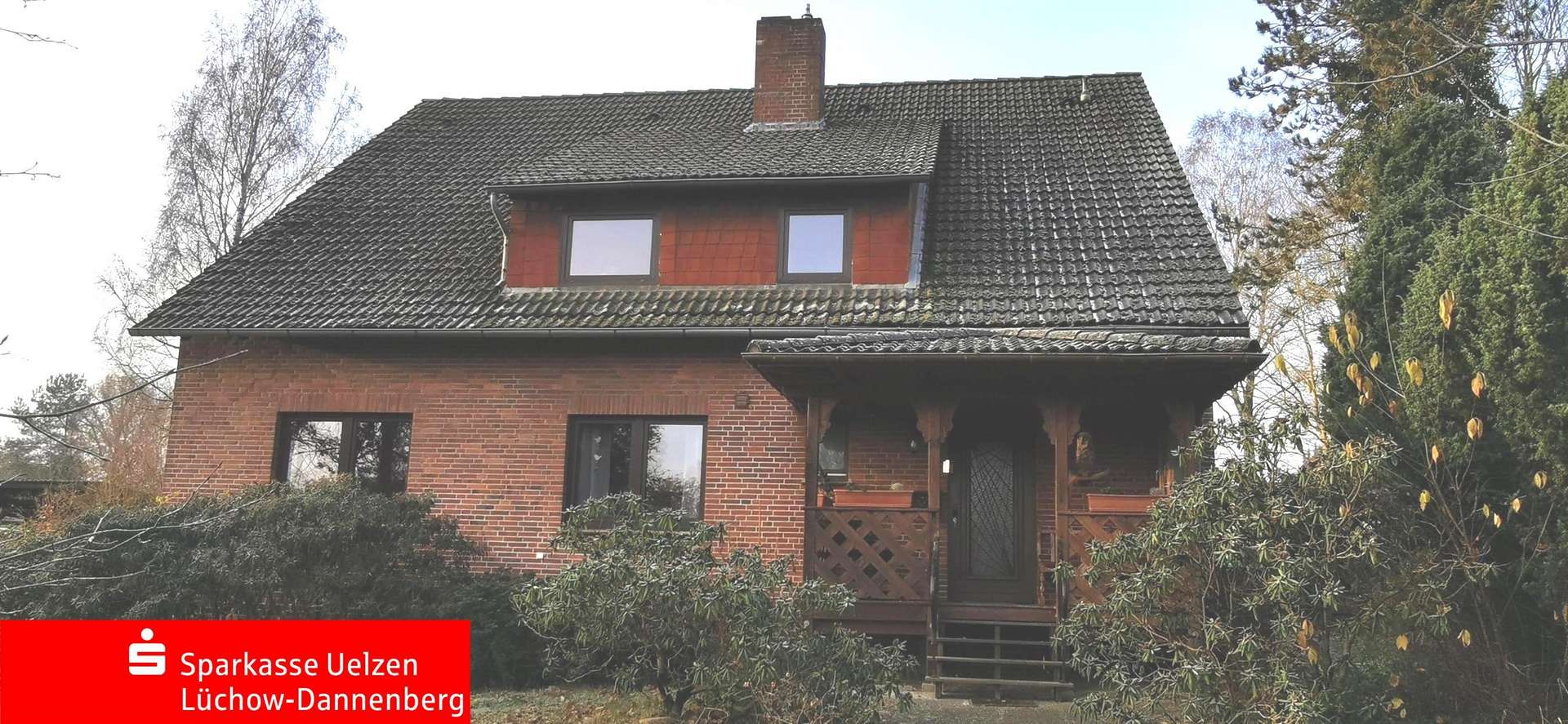 Außenansicht - Zweifamilienhaus in 29556 Suderburg mit 277m² kaufen