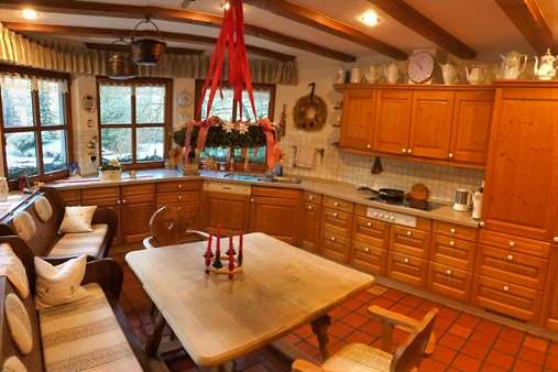 Küche - Zweifamilienhaus in 29549 Bad Bevensen mit 350m² günstig kaufen