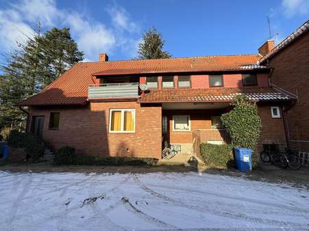Seitenansicht / Seiteneingänge - Mehrfamilienhaus in 29451 Dannenberg mit 315m² kaufen
