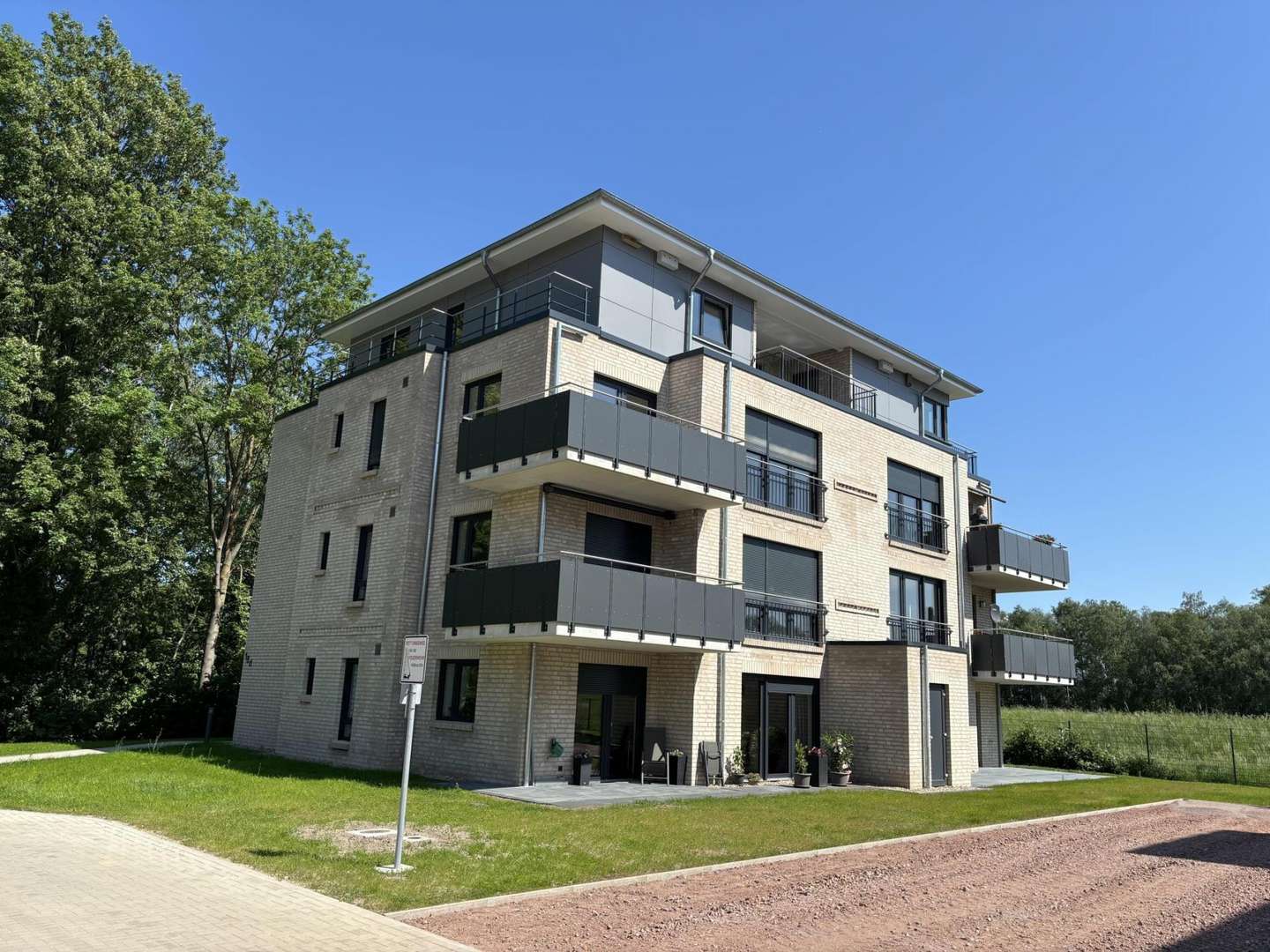 Seitenansicht - Etagenwohnung in 29439 Lüchow mit 101m² kaufen