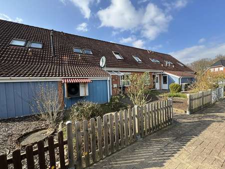 Blick von vorn - Reihenmittelhaus in 29451 Dannenberg mit 115m² kaufen