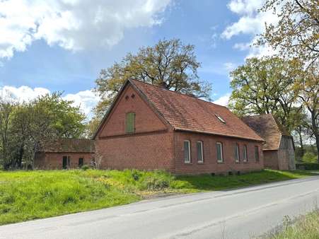 Straßenansicht - Einfamilienhaus in 29581 Gerdau mit 127m² kaufen