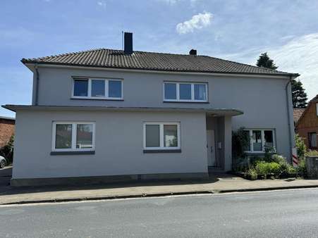 Straßenasicht - Einfamilienhaus in 29559 Wrestedt mit 280m² kaufen