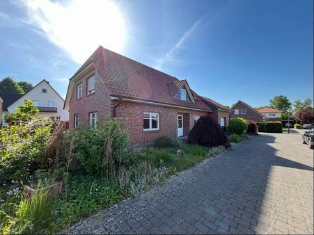 Straßenansicht - Einfamilienhaus in 29643 Neuenkirchen mit 209m² kaufen