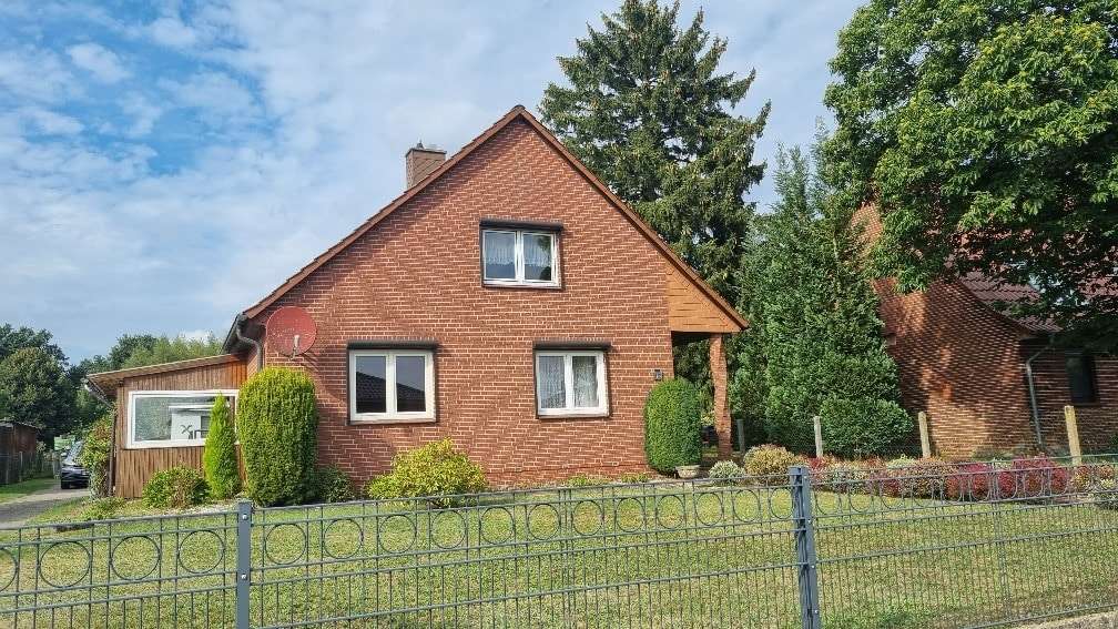 Straßenansicht - Einfamilienhaus in 29614 Soltau mit 113m² günstig kaufen
