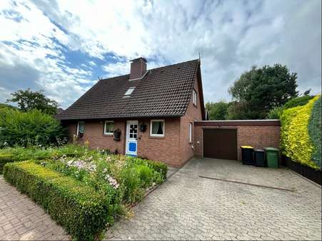 Straßensicht Straßensicht - Einfamilienhaus in 29614 Soltau mit 112m² kaufen
