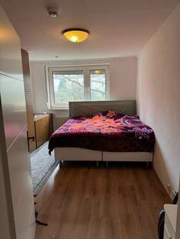 Schlafzimmer - Erdgeschosswohnung in 31135 Hildesheim mit 95m² kaufen
