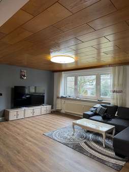 Wohnzimmer - Erdgeschosswohnung in 31135 Hildesheim mit 95m² kaufen