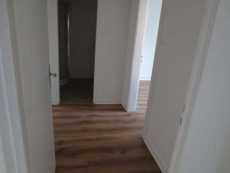 Flur - Erdgeschosswohnung in 31135 Hildesheim mit 51m² mieten