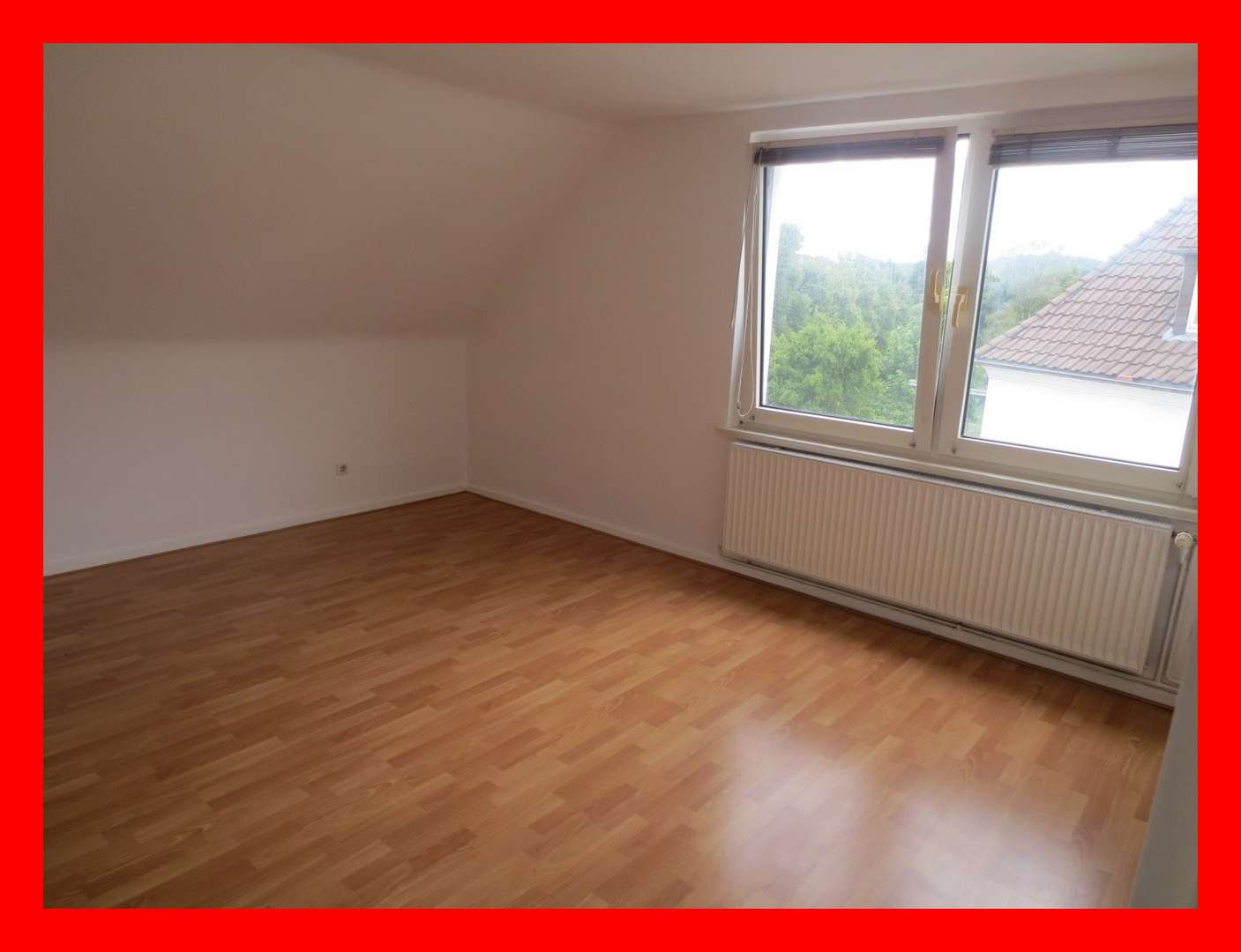 Wohnzimmer Wohnzimmer - Dachgeschosswohnung in 31134 Hildesheim mit 66m² mieten