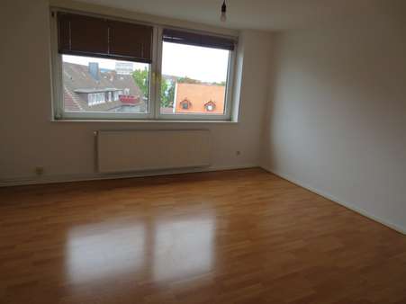 Zimmer Zimmer - Dachgeschosswohnung in 31134 Hildesheim mit 66m² mieten