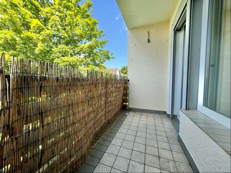 zum sonnigen Balkon... - Dachgeschosswohnung in 31141 Hildesheim mit 120m² kaufen