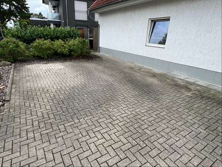 PKW-Stellplätze PKW-Stellplätze - Mehrfamilienhaus in 31224 Peine mit 319m² als Kapitalanlage kaufen