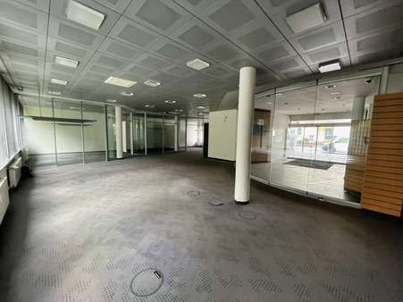 Bürofläche Bürofläche - Büro in 31137 Hildesheim mit 313m² mieten