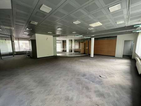 Bürofläche Bürofläche - Büro in 31137 Hildesheim mit 313m² mieten