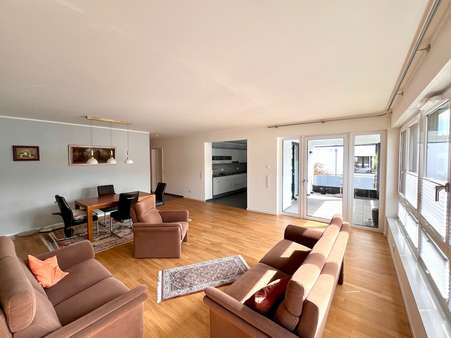 ... - Etagenwohnung in 31134 Hildesheim mit 122m² kaufen