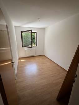 Zimmer Zimmer - Etagenwohnung in 31191 Algermissen mit 90m² mieten