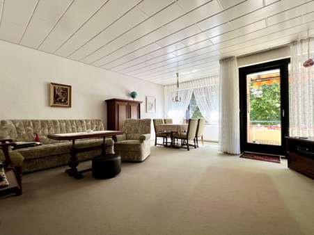 Großes Wohn-/Esszimmer - Etagenwohnung in 30455 Hannover mit 91m² kaufen