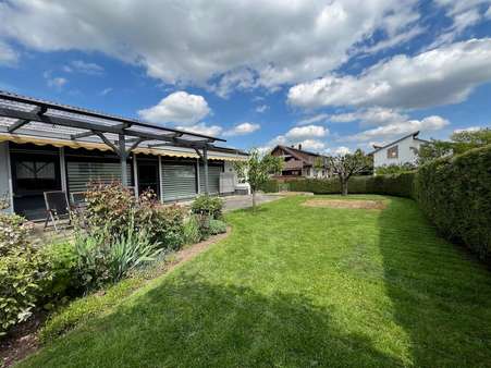 pflegeleichter Garten - Einfamilienhaus in 31162 Bad Salzdetfurth mit 150m² kaufen