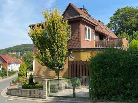 Außenzugang zur Terrasse - Reihenendhaus in 31162 Bad Salzdetfurth mit 120m² günstig kaufen