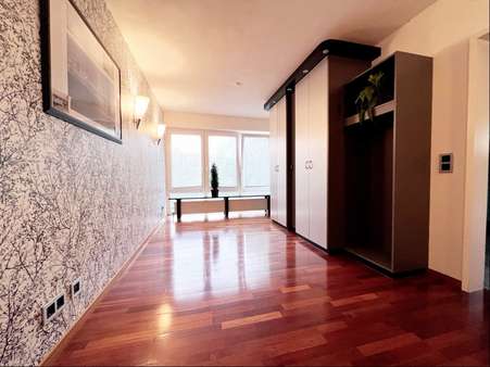 Essbereich im Flur zur Küche - Etagenwohnung in 31134 Hildesheim mit 210m² mieten