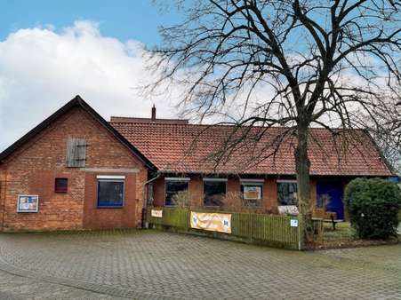 Nebengebäude - Zweifamilienhaus in 31246 Ilsede mit 198m² kaufen