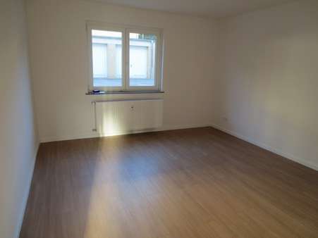 Zimmer Zimmer - Etagenwohnung in 31137 Hildesheim mit 88m² mieten