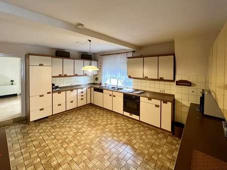 Küchenbereich - Zweifamilienhaus in 31188 Holle mit 273m² kaufen