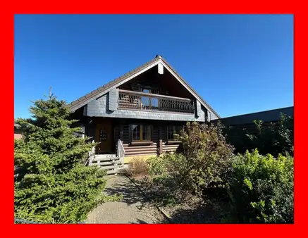 Haus mit kleinem Garten