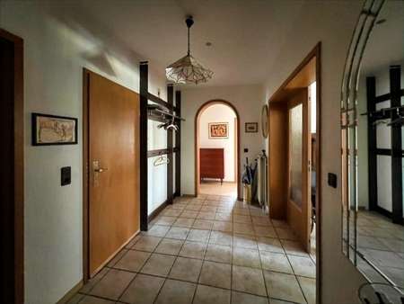 Flur - Einfamilienhaus in 31141 Hildesheim mit 227m² kaufen