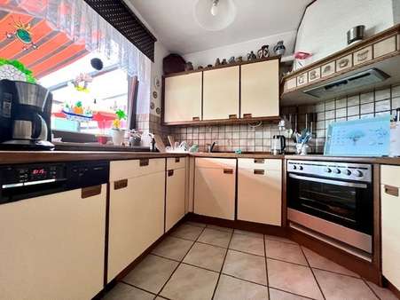 Küche im EG - Zweifamilienhaus in 31028 Gronau mit 181m² kaufen